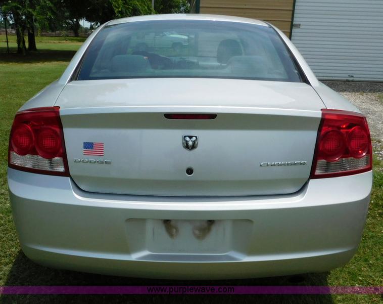 image for item L5906 2010 Dodge Charger