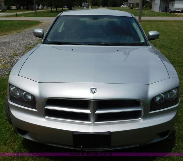 image for item L5906 2010 Dodge Charger