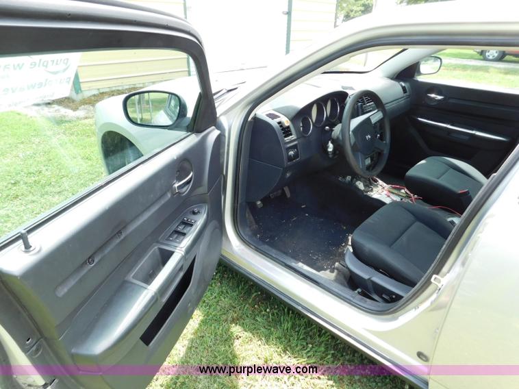 image for item L5906 2010 Dodge Charger