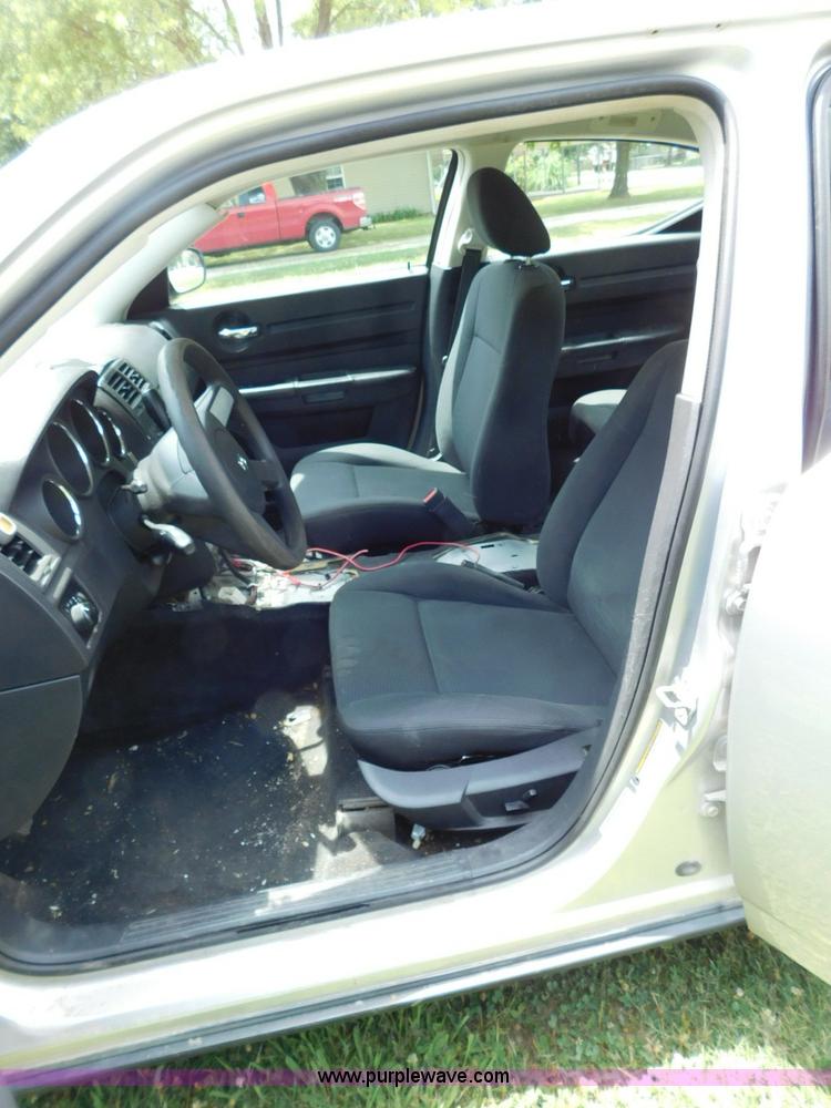 image for item L5906 2010 Dodge Charger