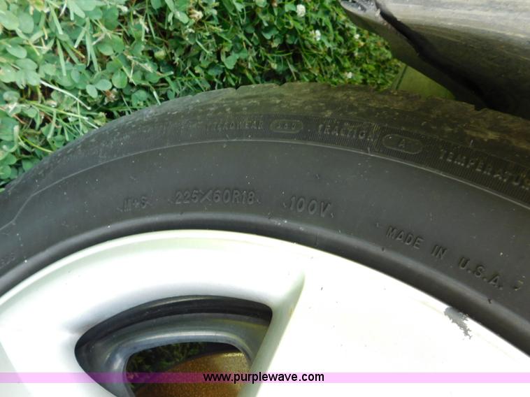 image for item L5906 2010 Dodge Charger