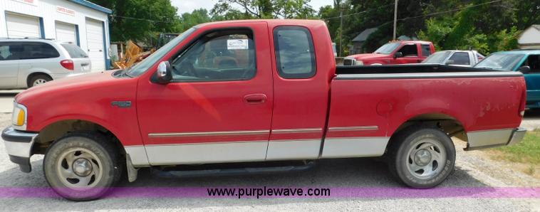 image for item L5908 1997 Ford F150 pickup truck