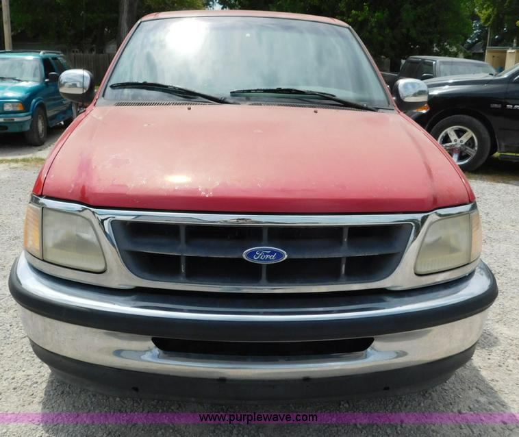 image for item L5908 1997 Ford F150 pickup truck
