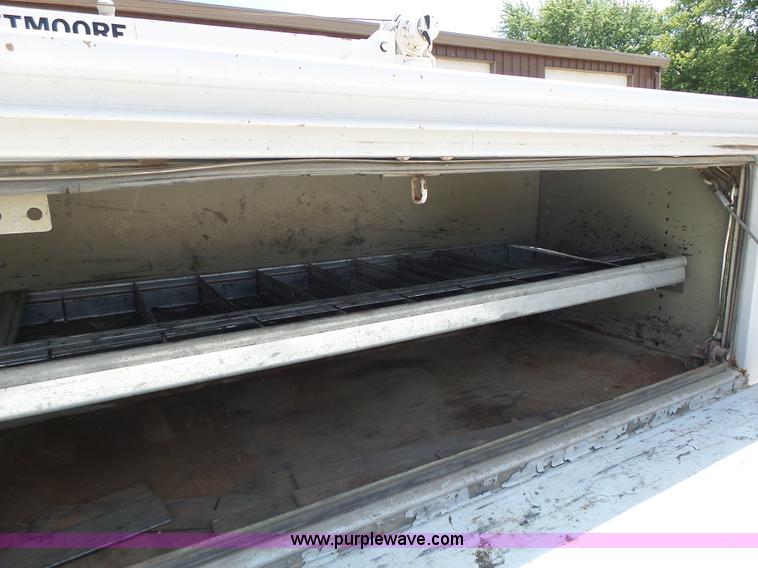 image for item L6114 2004 Ford F450 service truck