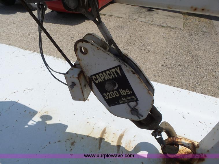 image for item L6114 2004 Ford F450 service truck