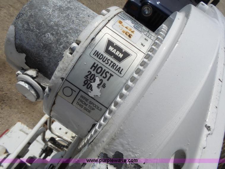 image for item L6114 2004 Ford F450 service truck