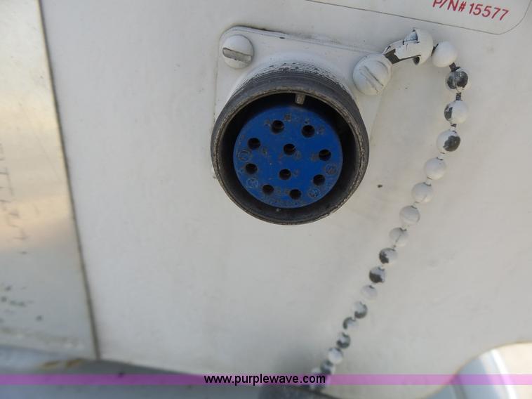 image for item L6114 2004 Ford F450 service truck