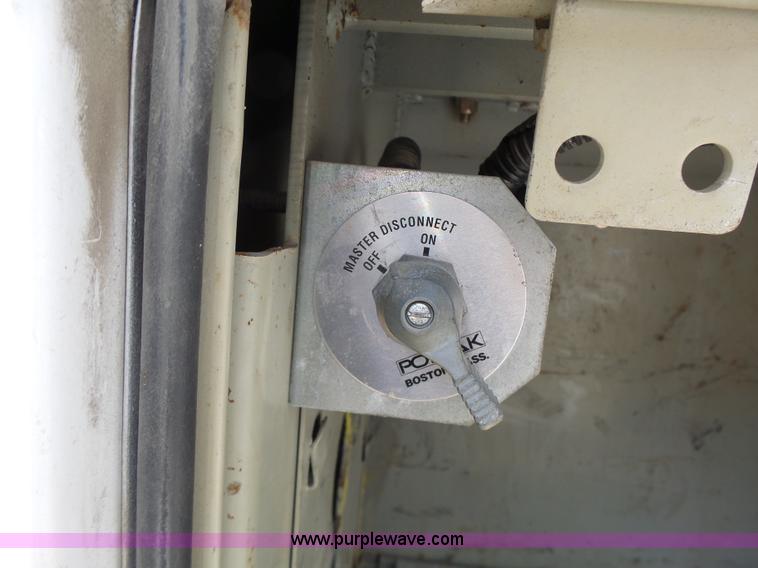 image for item L6114 2004 Ford F450 service truck