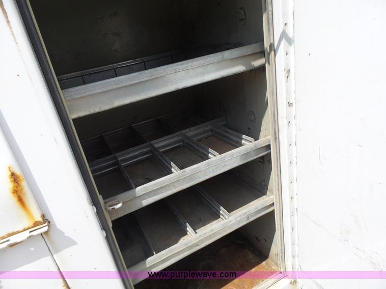 image for item L6114 2004 Ford F450 service truck