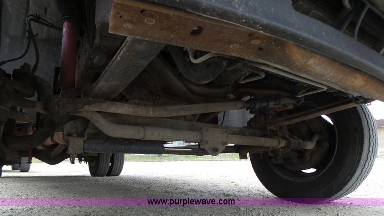 image for item L6114 2004 Ford F450 service truck