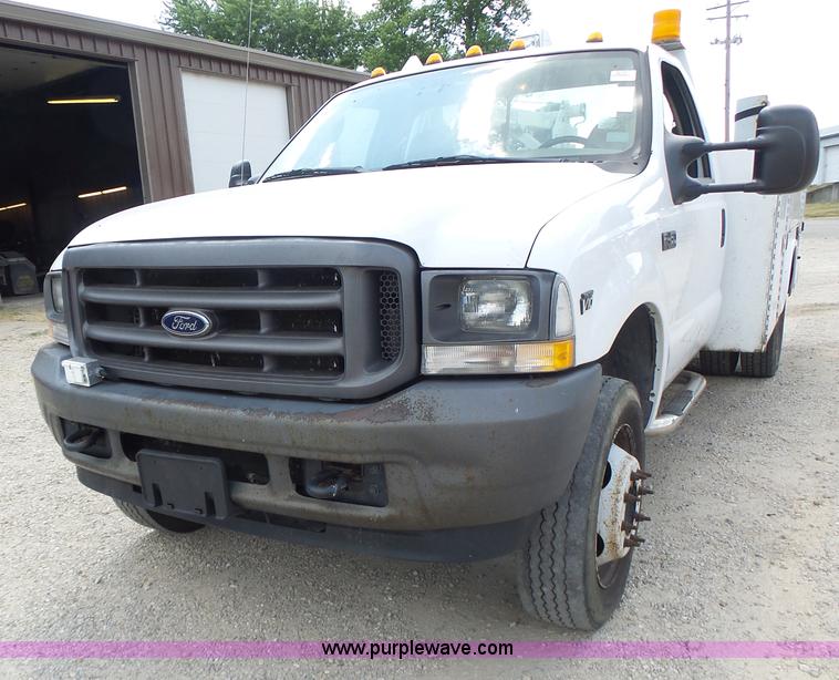 image for item L6114 2004 Ford F450 service truck
