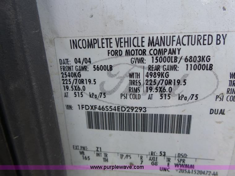 image for item L6114 2004 Ford F450 service truck