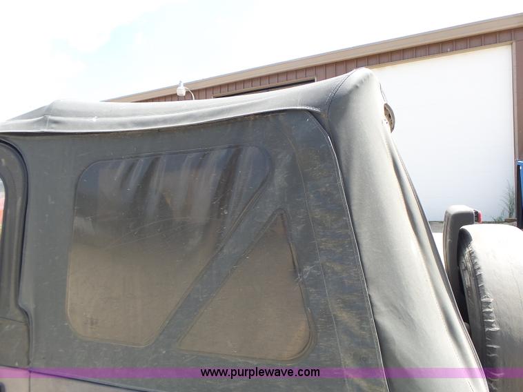 image for item L6115 1997 Jeep Wrangler SUV