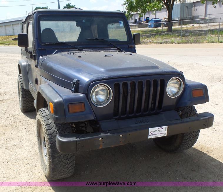 image for item L6115 1997 Jeep Wrangler SUV