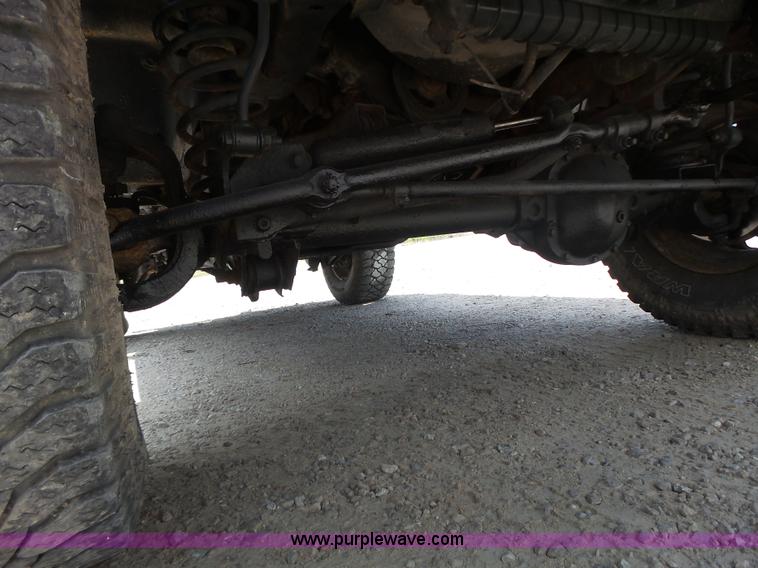 image for item L6115 1997 Jeep Wrangler SUV