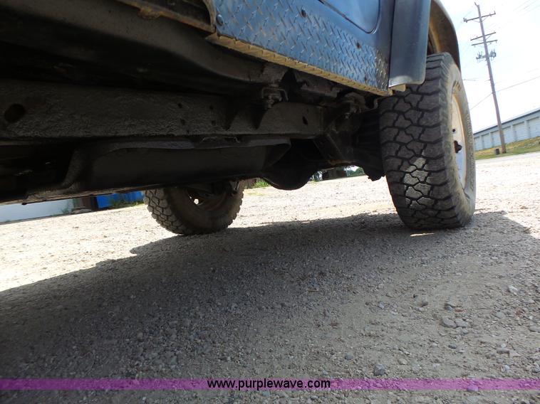 image for item L6115 1997 Jeep Wrangler SUV