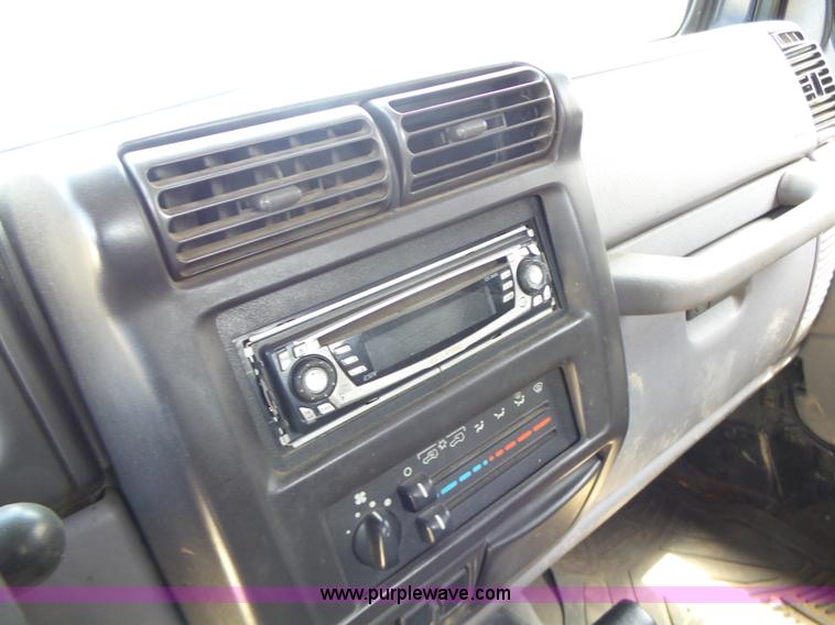 image for item L6115 1997 Jeep Wrangler SUV