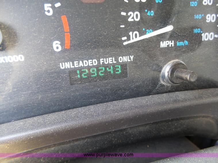 image for item L6115 1997 Jeep Wrangler SUV