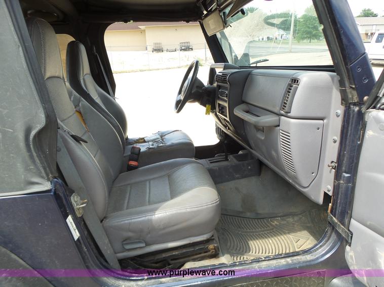 image for item L6115 1997 Jeep Wrangler SUV