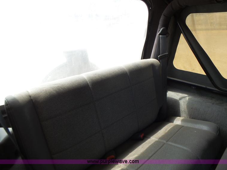 image for item L6115 1997 Jeep Wrangler SUV