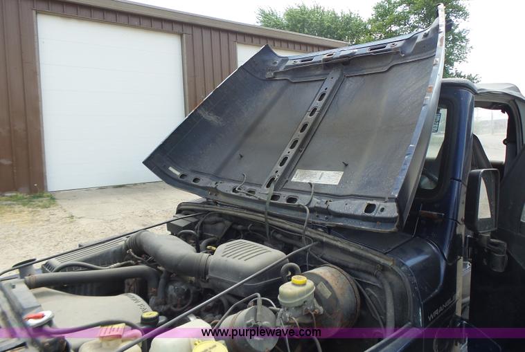 image for item L6115 1997 Jeep Wrangler SUV