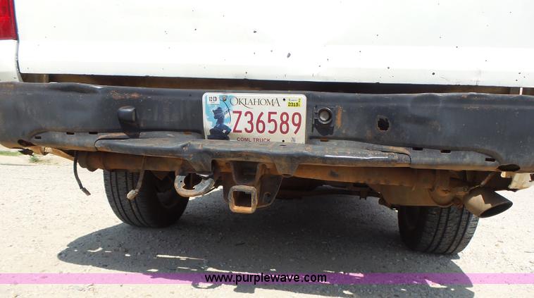 image for item L6116 2009 Chevrolet Avalanche Crew Cab pickup truck