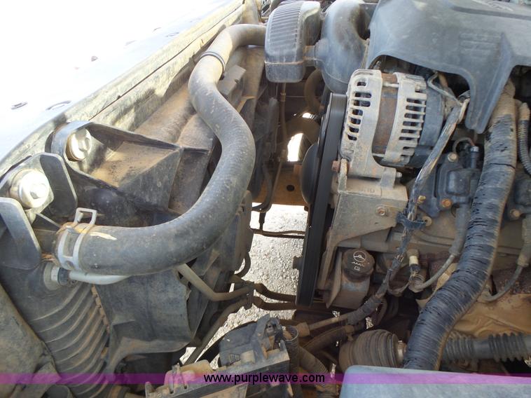 image for item L6116 2009 Chevrolet Avalanche Crew Cab pickup truck