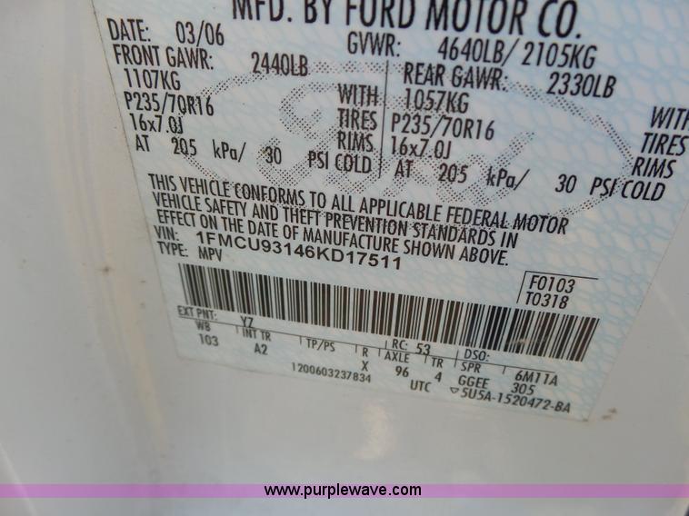 image for item L6129 2006 Ford Escape SUV