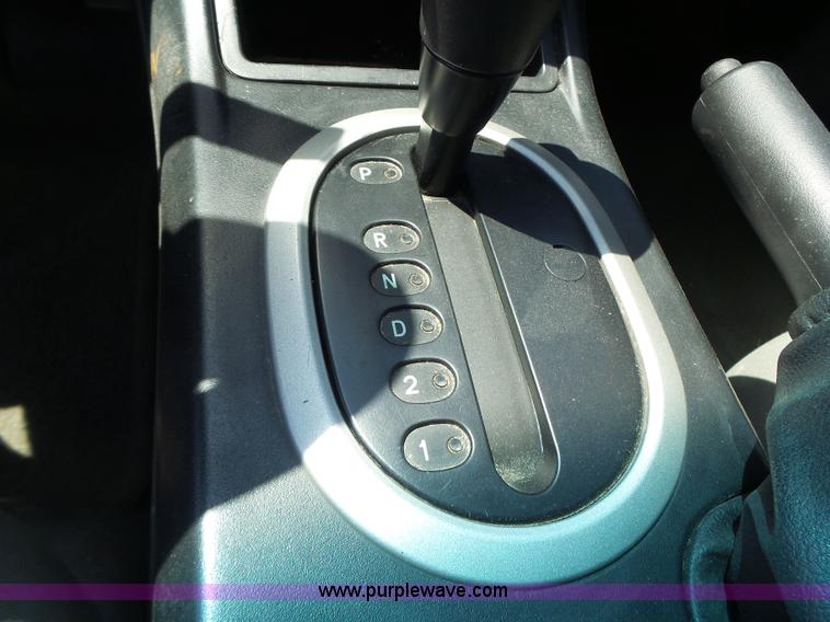 image for item L6129 2006 Ford Escape SUV