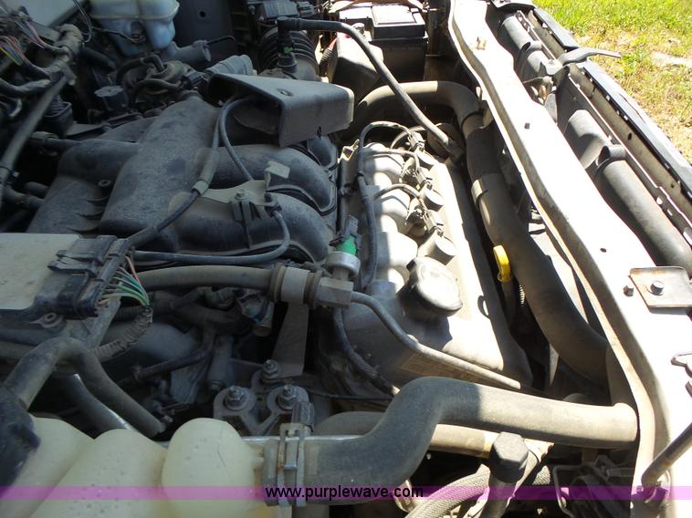 image for item L6129 2006 Ford Escape SUV