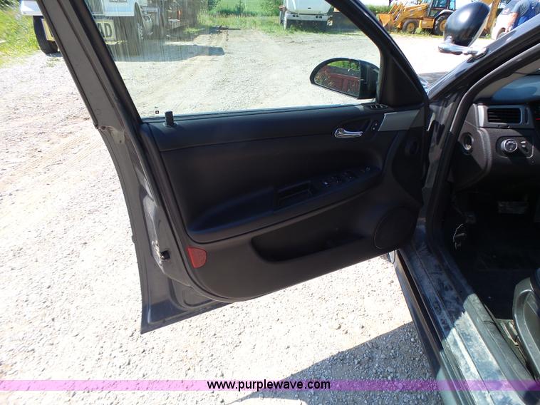 image for item L6150 2011 Chevrolet Impala Police