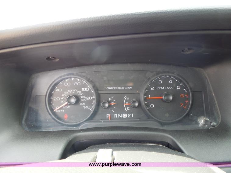 image for item L6162 2010 Ford Crown Victoria Police Interceptor