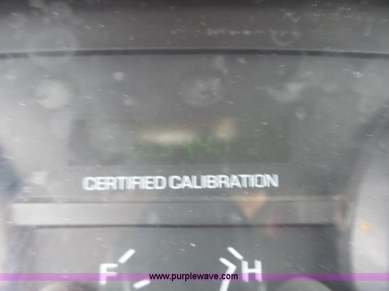 image for item L6162 2010 Ford Crown Victoria Police Interceptor