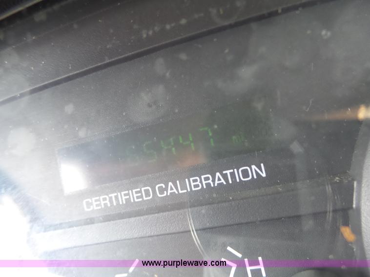 image for item L6162 2010 Ford Crown Victoria Police Interceptor