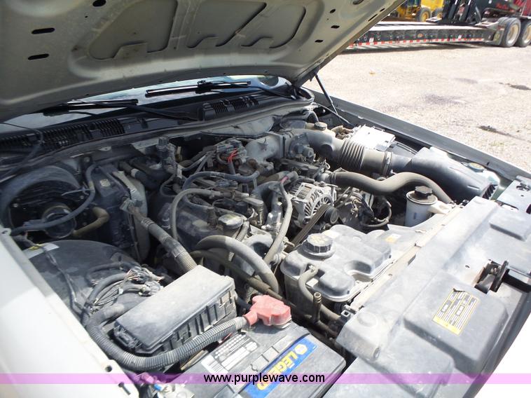 image for item L6162 2010 Ford Crown Victoria Police Interceptor