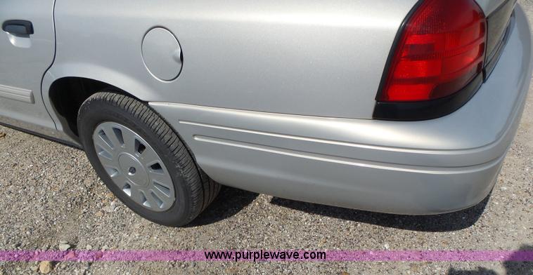 image for item L6163 2011 Ford Crown Victoria Police Interceptor