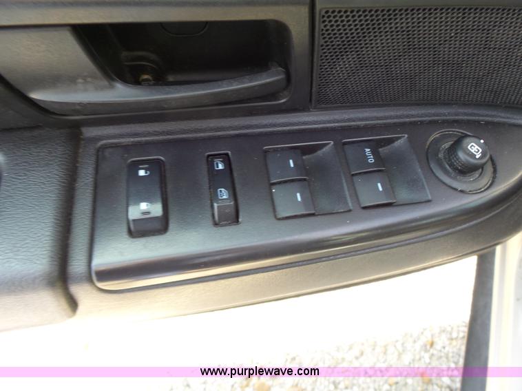 image for item L6163 2011 Ford Crown Victoria Police Interceptor