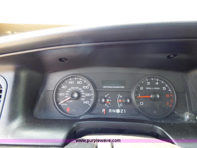 image for item L6163 2011 Ford Crown Victoria Police Interceptor