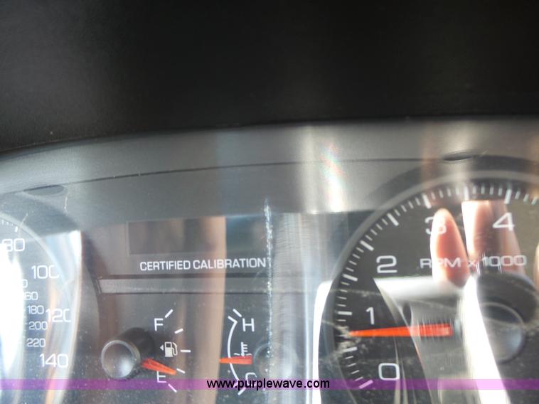 image for item L6163 2011 Ford Crown Victoria Police Interceptor