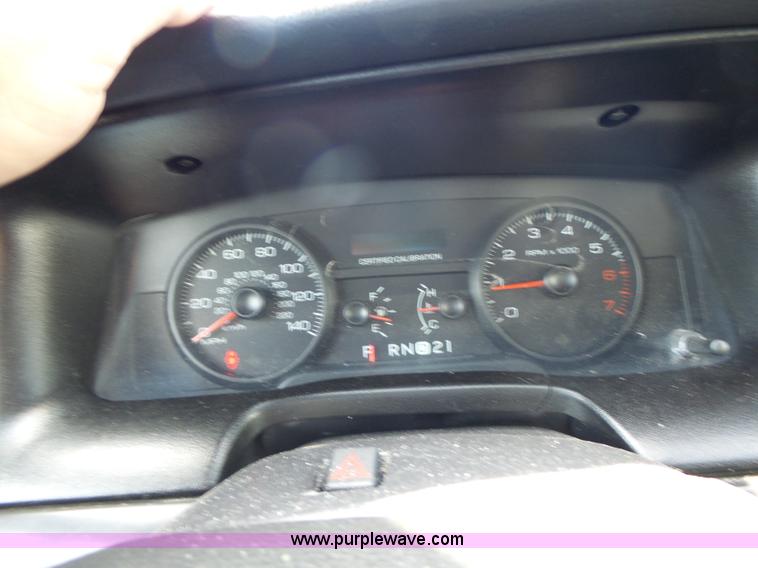 image for item L6163 2011 Ford Crown Victoria Police Interceptor