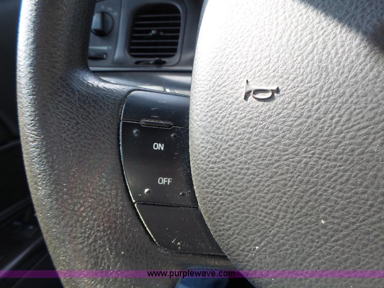 image for item L6163 2011 Ford Crown Victoria Police Interceptor