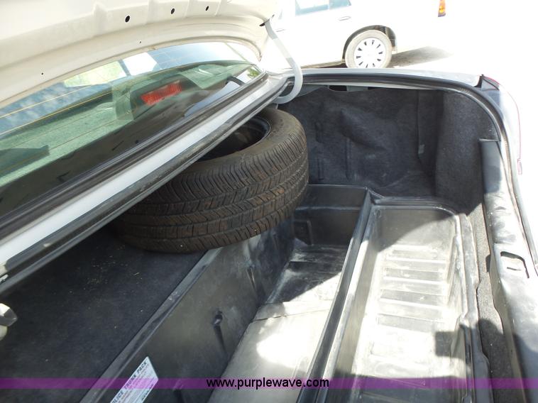 image for item L6163 2011 Ford Crown Victoria Police Interceptor