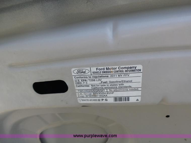 image for item L6163 2011 Ford Crown Victoria Police Interceptor