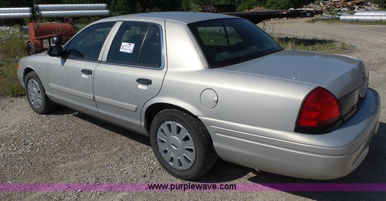 image for item L6164 2011 Ford Crown Victoria Police Interceptor