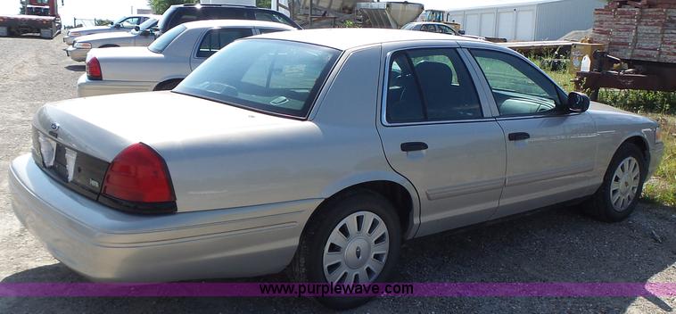 image for item L6164 2011 Ford Crown Victoria Police Interceptor