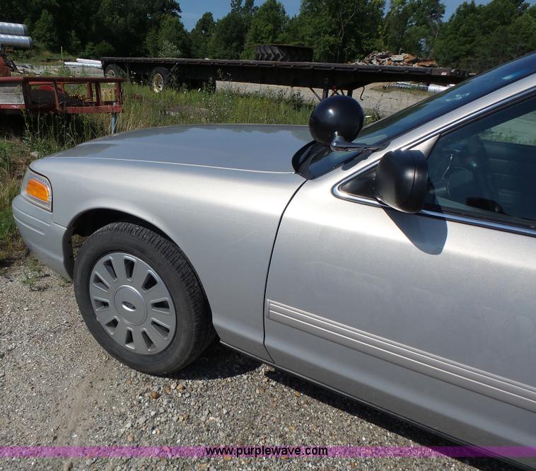 image for item L6164 2011 Ford Crown Victoria Police Interceptor