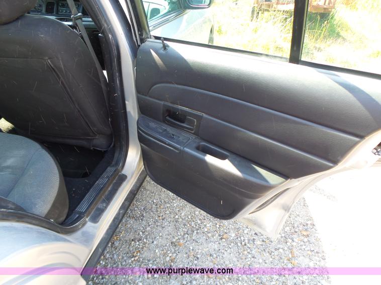 image for item L6164 2011 Ford Crown Victoria Police Interceptor