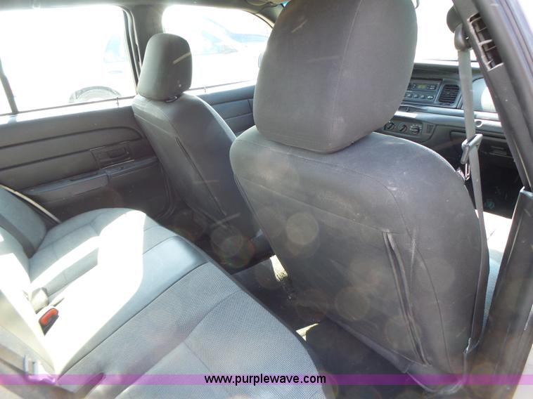 image for item L6164 2011 Ford Crown Victoria Police Interceptor