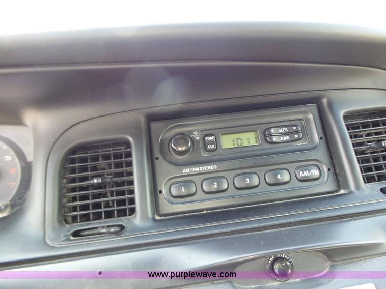 image for item L6164 2011 Ford Crown Victoria Police Interceptor