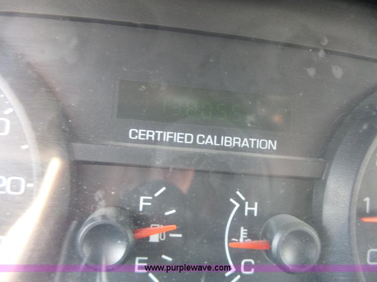 image for item L6164 2011 Ford Crown Victoria Police Interceptor